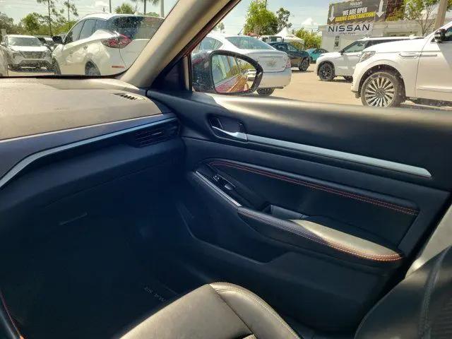 2023 Nissan Altima SR FWD