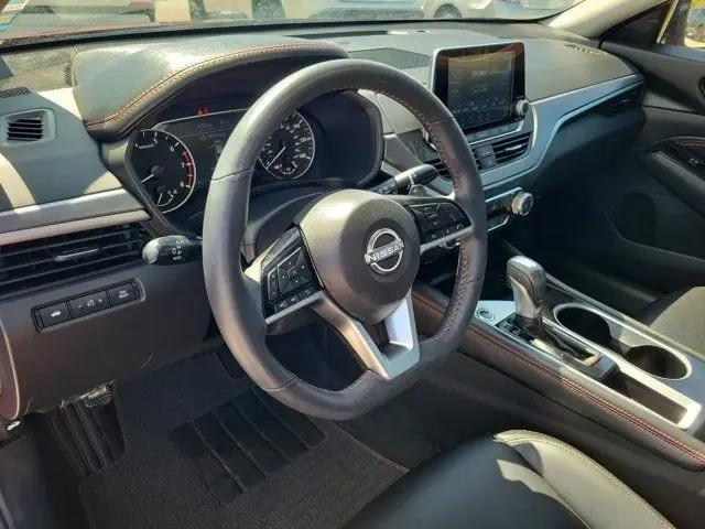 2023 Nissan Altima SR FWD