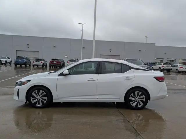 2024 Nissan Sentra SV Xtronic CVT