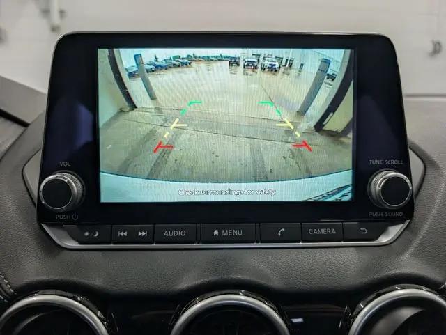 2024 Nissan Sentra SV Xtronic CVT