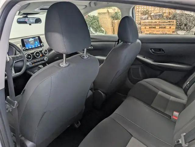 2024 Nissan Sentra SV Xtronic CVT