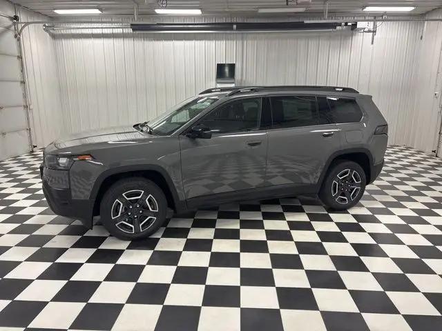 2026 Jeep Cherokee Laredo 4x4 for sale in Rochester, MN