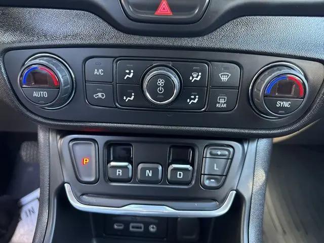 2020 GMC Terrain AWD SLE