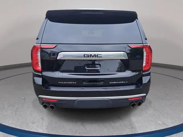 2022 GMC Yukon XL 4WD Denali