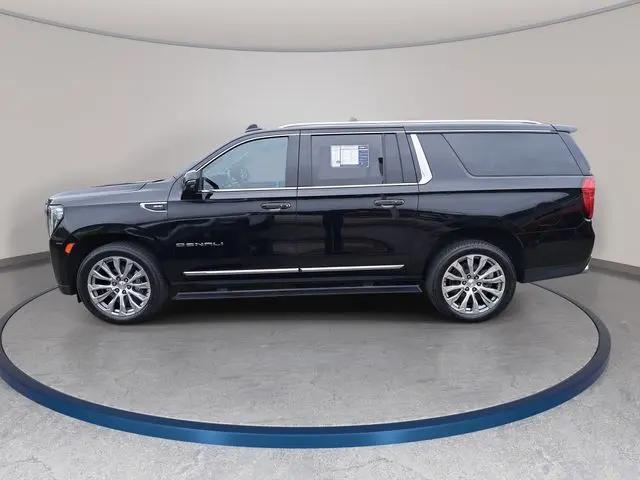 2022 GMC Yukon XL 4WD Denali
