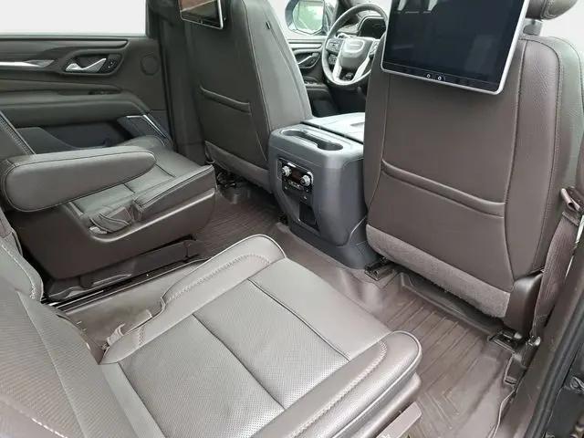 2022 GMC Yukon XL 4WD Denali