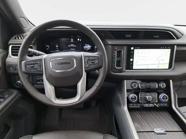 2022 GMC Yukon XL 4WD Denali