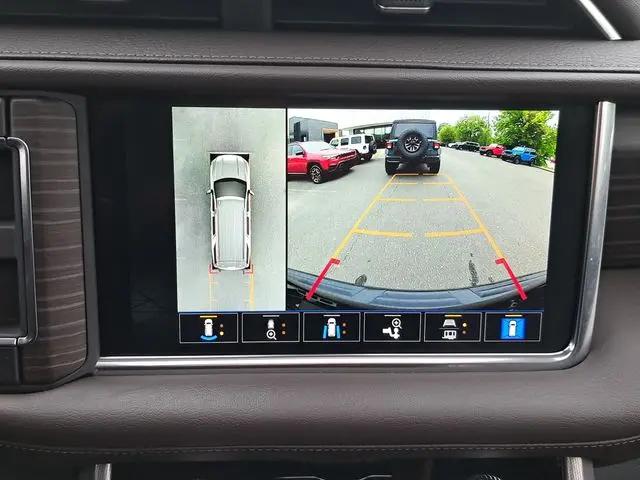 2022 GMC Yukon XL 4WD Denali