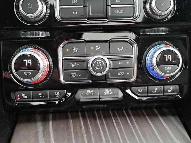 2022 GMC Yukon XL 4WD Denali