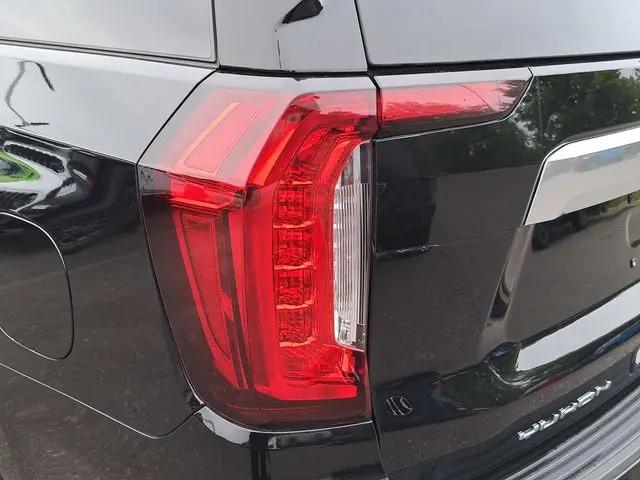 2022 GMC Yukon XL 4WD Denali