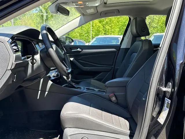 2023 Volkswagen Jetta 1.5T SE