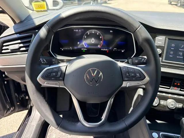 2023 Volkswagen Jetta 1.5T SE