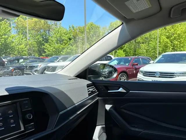 2023 Volkswagen Jetta 1.5T SE
