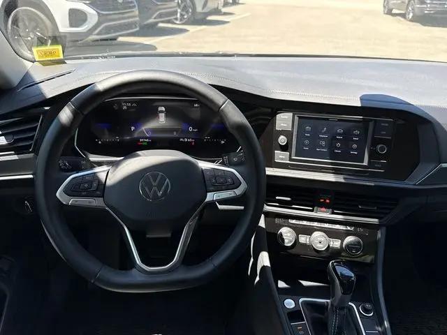 2023 Volkswagen Jetta 1.5T SE