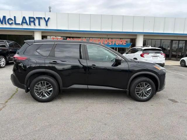 2022 Nissan Rogue S FWD