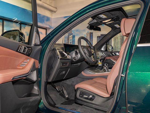 2026 BMW xB ALPINA XB7