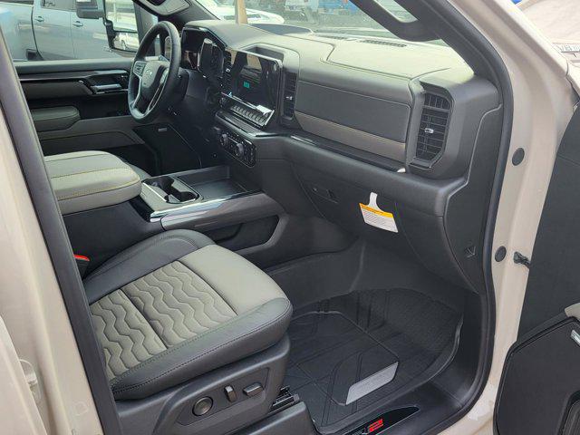 2026 Chevrolet Silverado 2500HD Crew Cab, Standard Bed, XR2, 4WD