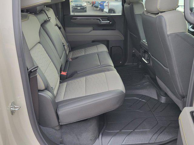2026 Chevrolet Silverado 2500HD Crew Cab, Standard Bed, XR2, 4WD