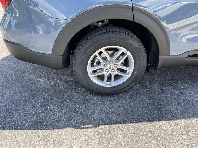 2026 Ford Explorer Active w/200A Pkg RWD