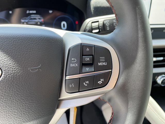 2026 Ford Explorer Active w/200A Pkg RWD