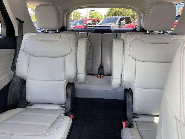 2026 Ford Explorer Active w/200A Pkg RWD