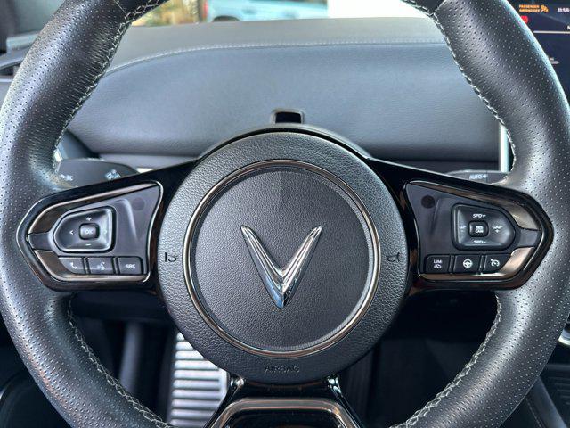 2023 INFINITI VF 8 Plus