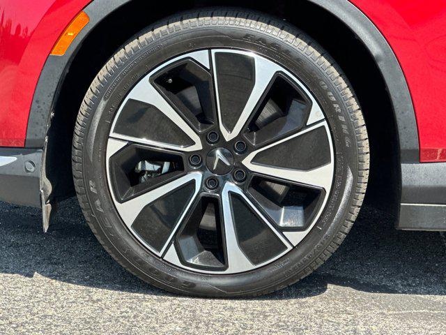 2023 INFINITI VF 8 Plus