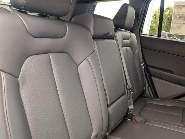 2026 Jeep Cherokee Limited 4x4