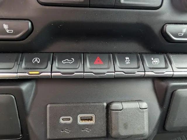 2021 Chevrolet Silverado 1500 4WD Crew Cab Short Bed RST