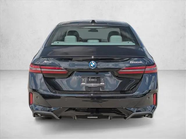 2027 BMW 5 Series 550e xDrive