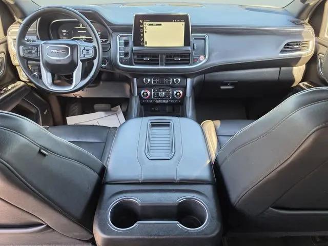 2024 GMC Yukon XL 4WD SLT
