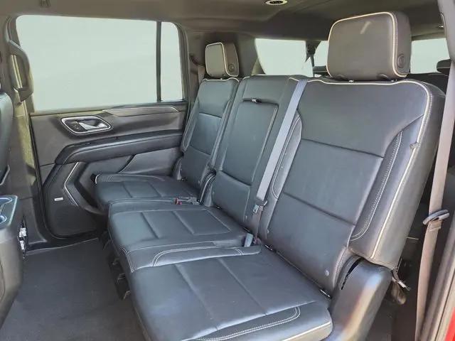 2024 GMC Yukon XL 4WD SLT