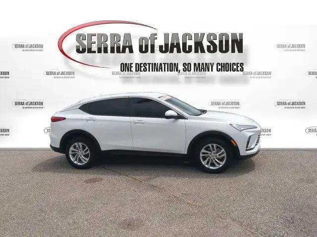 2024 Buick NV Preferred FWD