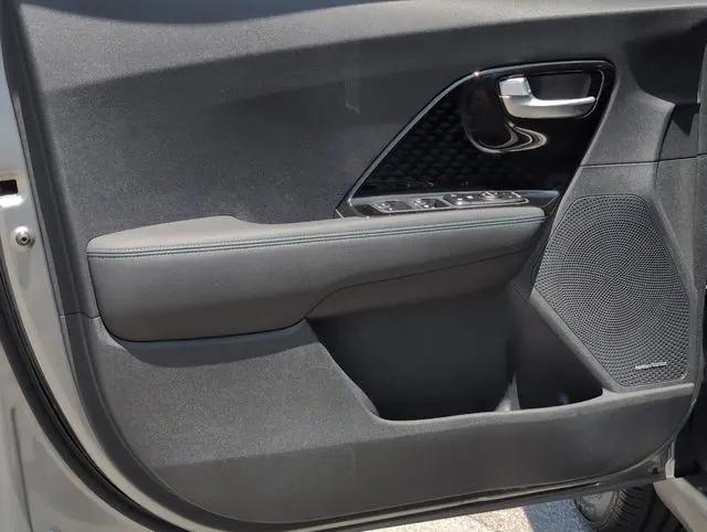 2022 Kia Niro EV EX Premium