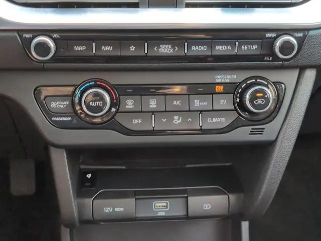 2022 Kia Niro EV EX Premium