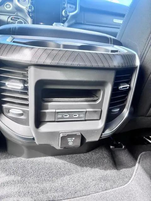 2026 Ram 1500 Big Horn Crew Cab 4x4 6'4" Box