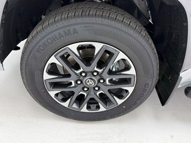2026 Toyota Tundra Limited CrewMax 5.5' Bed