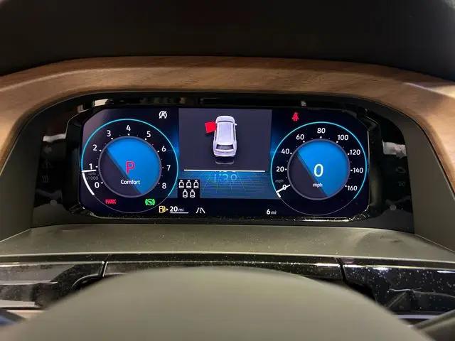 2026 Volkswagen Atlas SE with Technology
