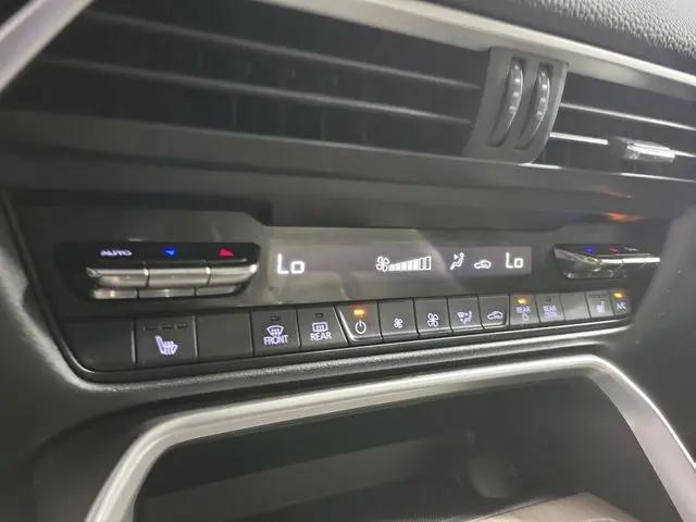 2024 Mazda X-90 3.3 Turbo Preferred Plus