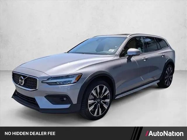 2026 Volvo V60 Cross Country Ultra, B5 AWD Gas (mild hybrid) for sale in San Jose, CA