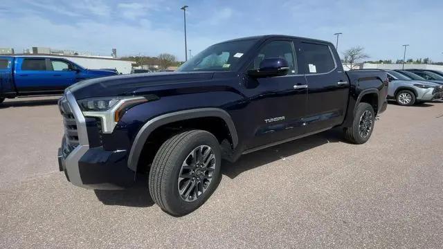 2026 Toyota Tundra Limited CrewMax 5.5' Bed