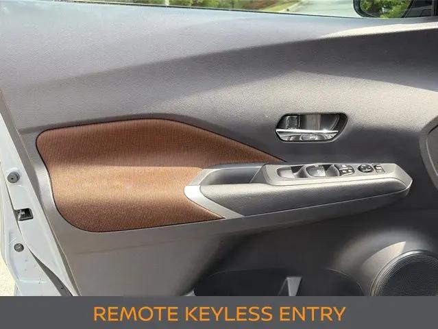 2024 Nissan Kicks SR Xtronic CVT
