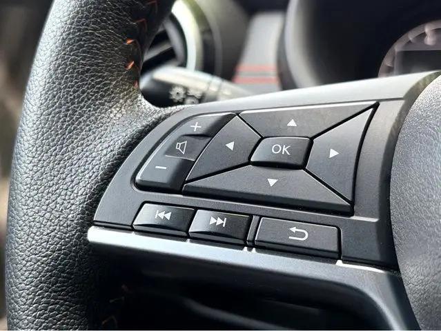 2024 Nissan Kicks SR Xtronic CVT