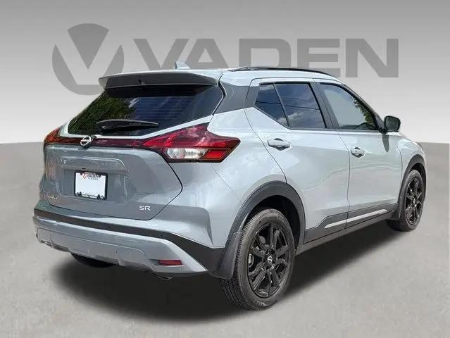 2024 Nissan Kicks SR Xtronic CVT