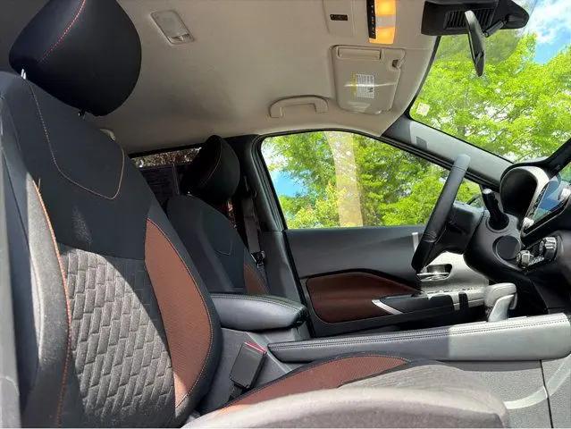 2024 Nissan Kicks SR Xtronic CVT