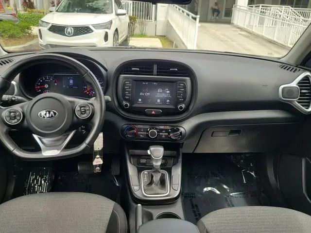2021 Kia Soul GT-Line
