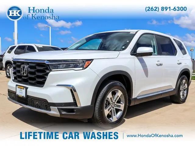 2025 Honda Pilot EX-L for sale in Bristol, WI