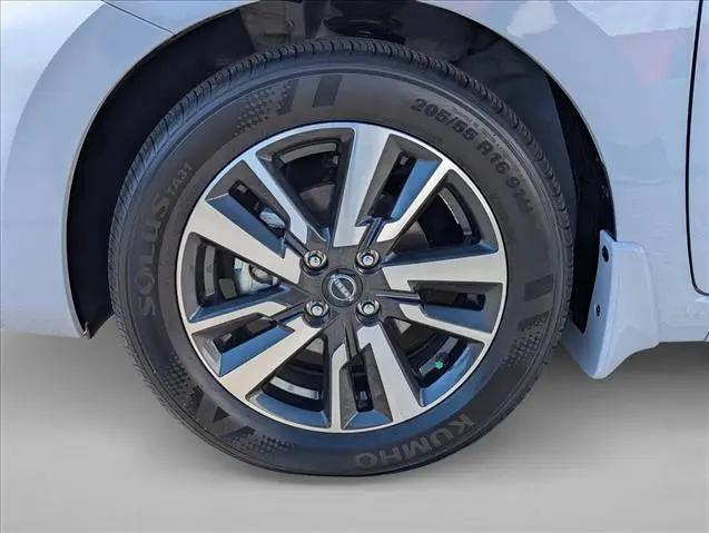 2025 Nissan Versa 1.6 SV
