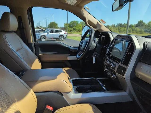 2022 Ford F-350 LARIAT