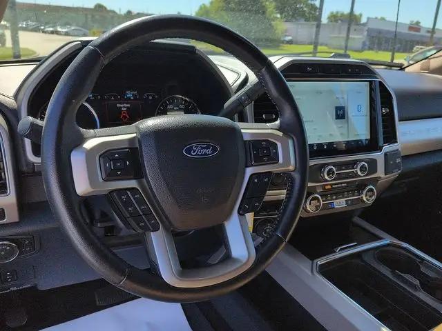 2022 Ford F-350 LARIAT